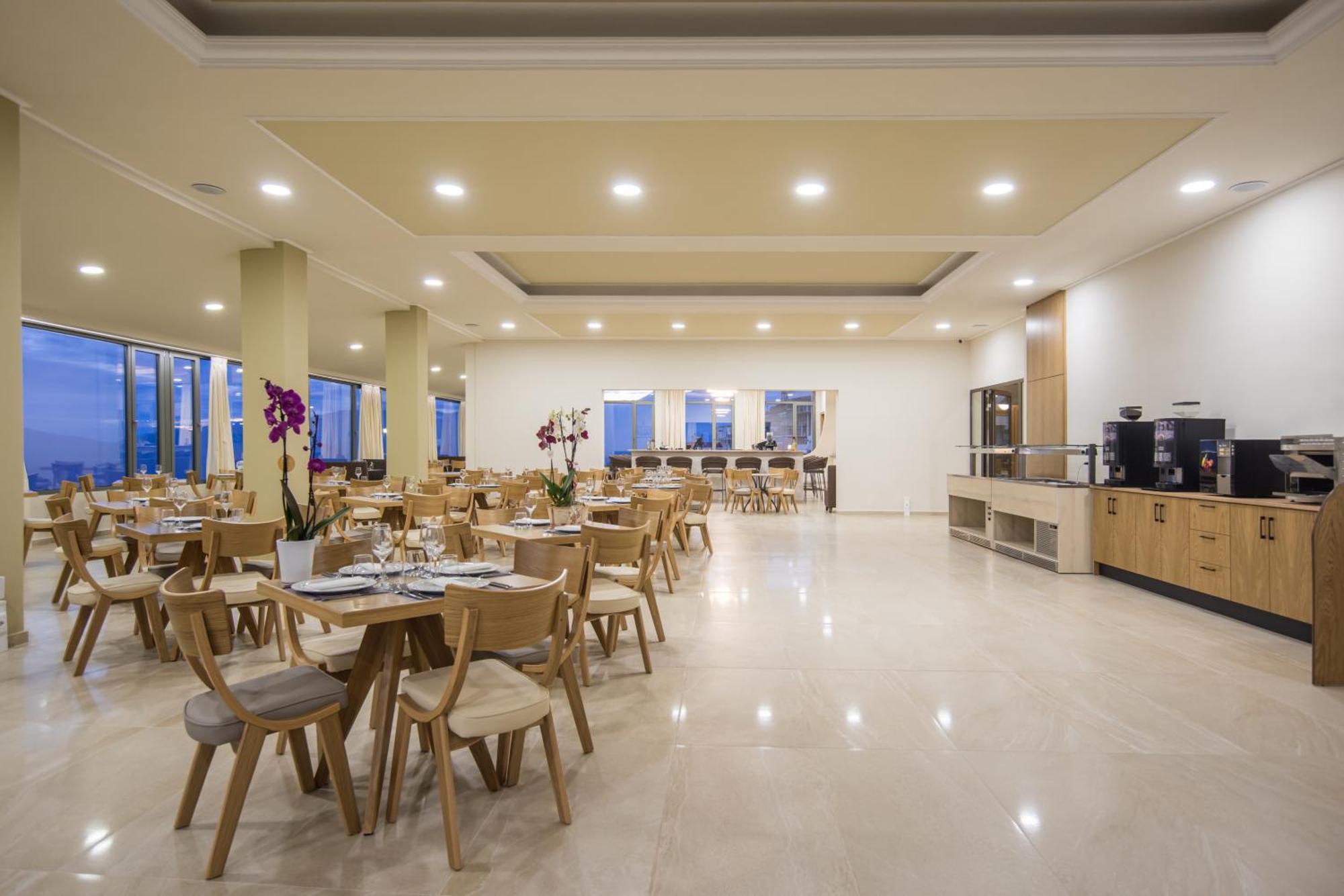 V Hotel Дельфы Экстерьер фото
