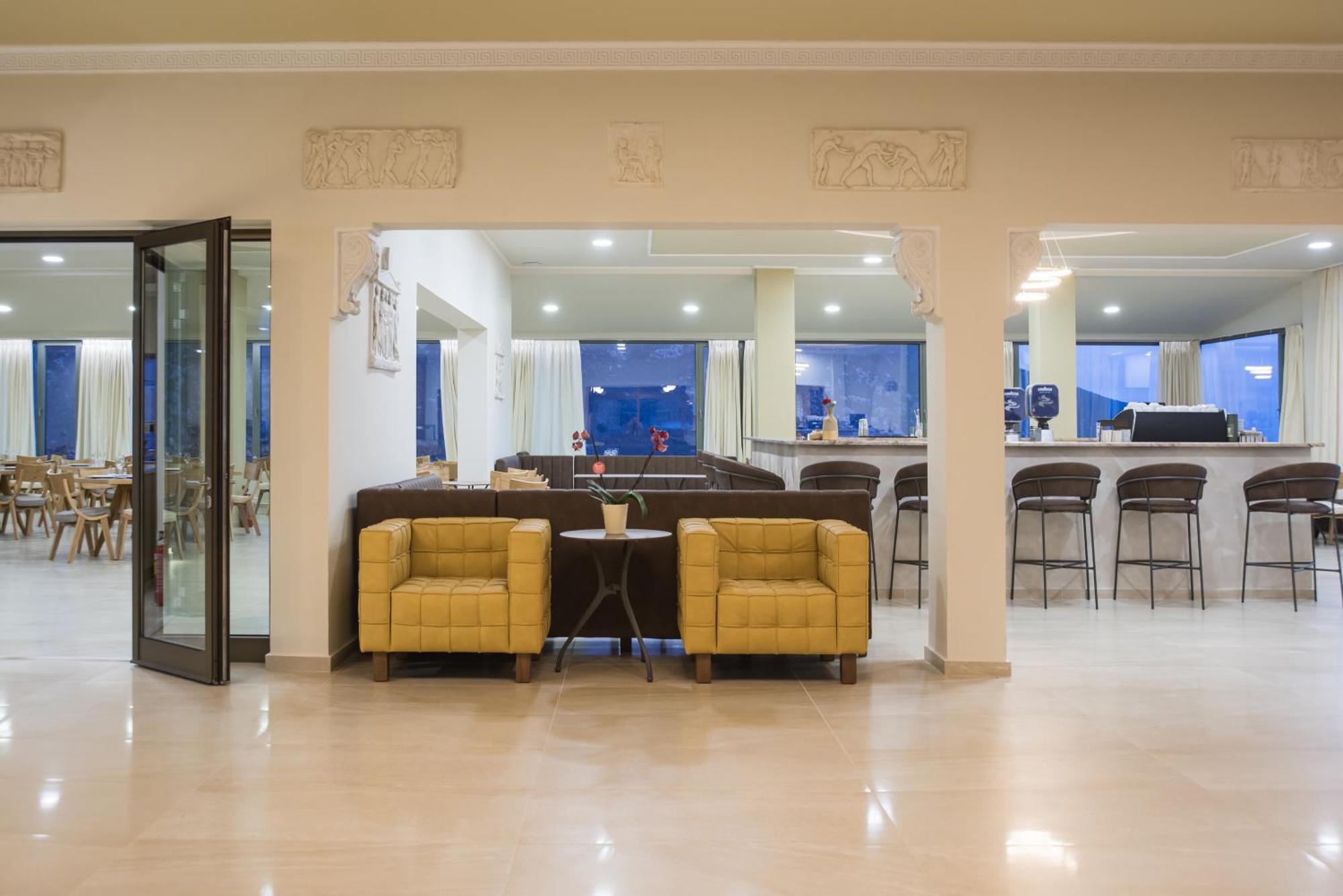 V Hotel Дельфы Экстерьер фото