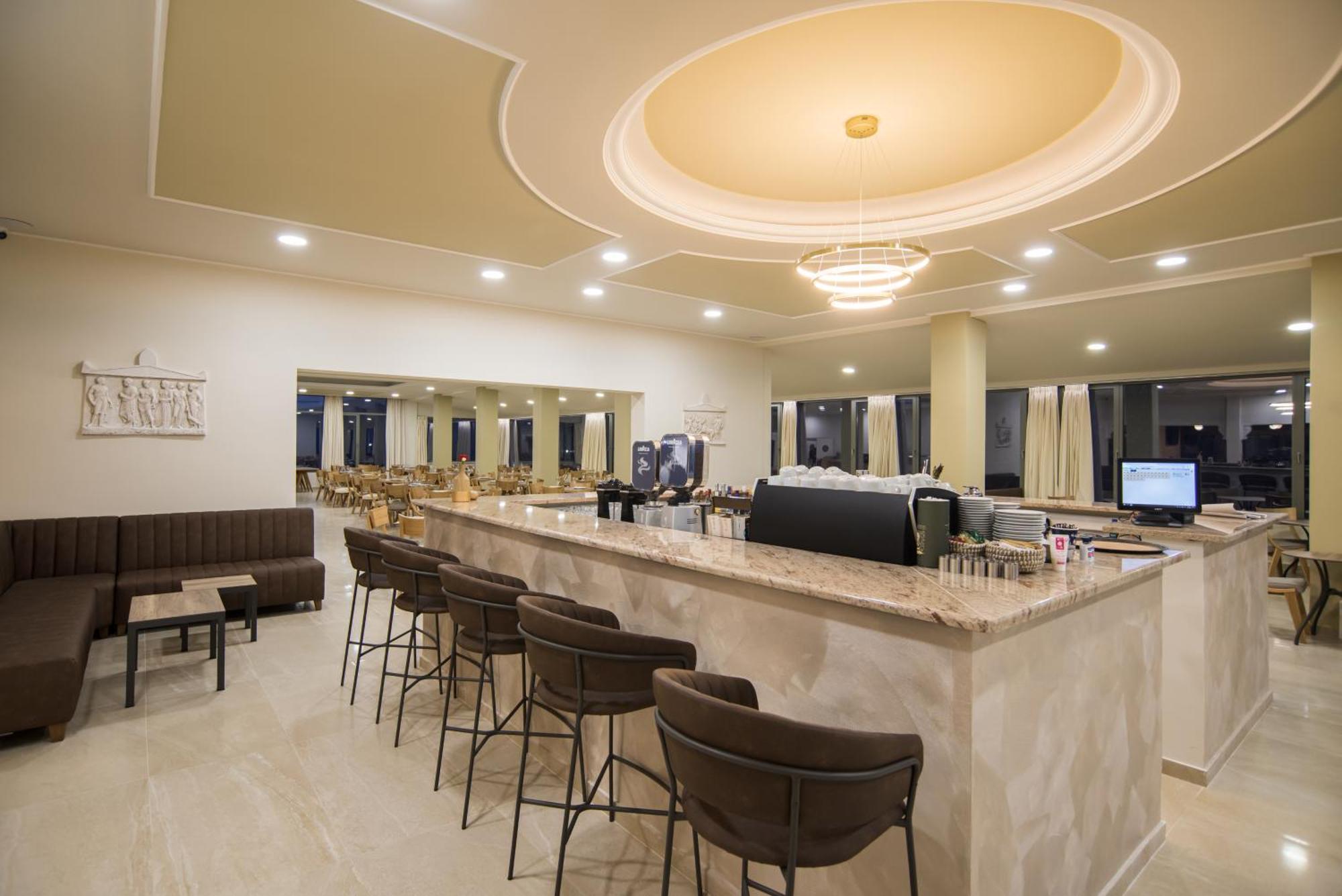 V Hotel Дельфы Экстерьер фото